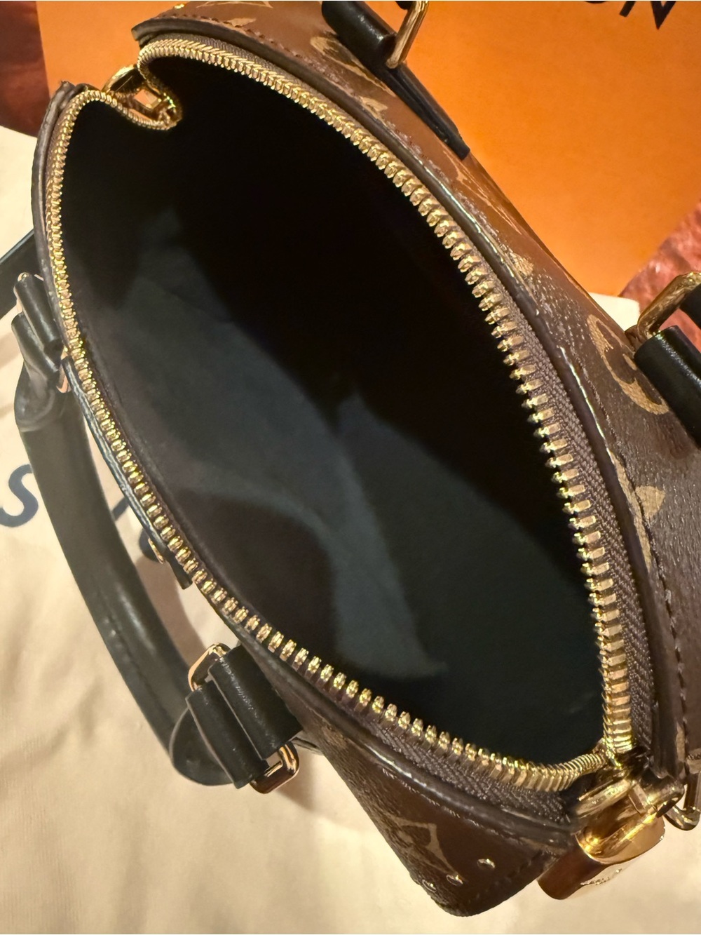 Louis Vuitton Speedy Trunk 20 - Picture 5 of 10